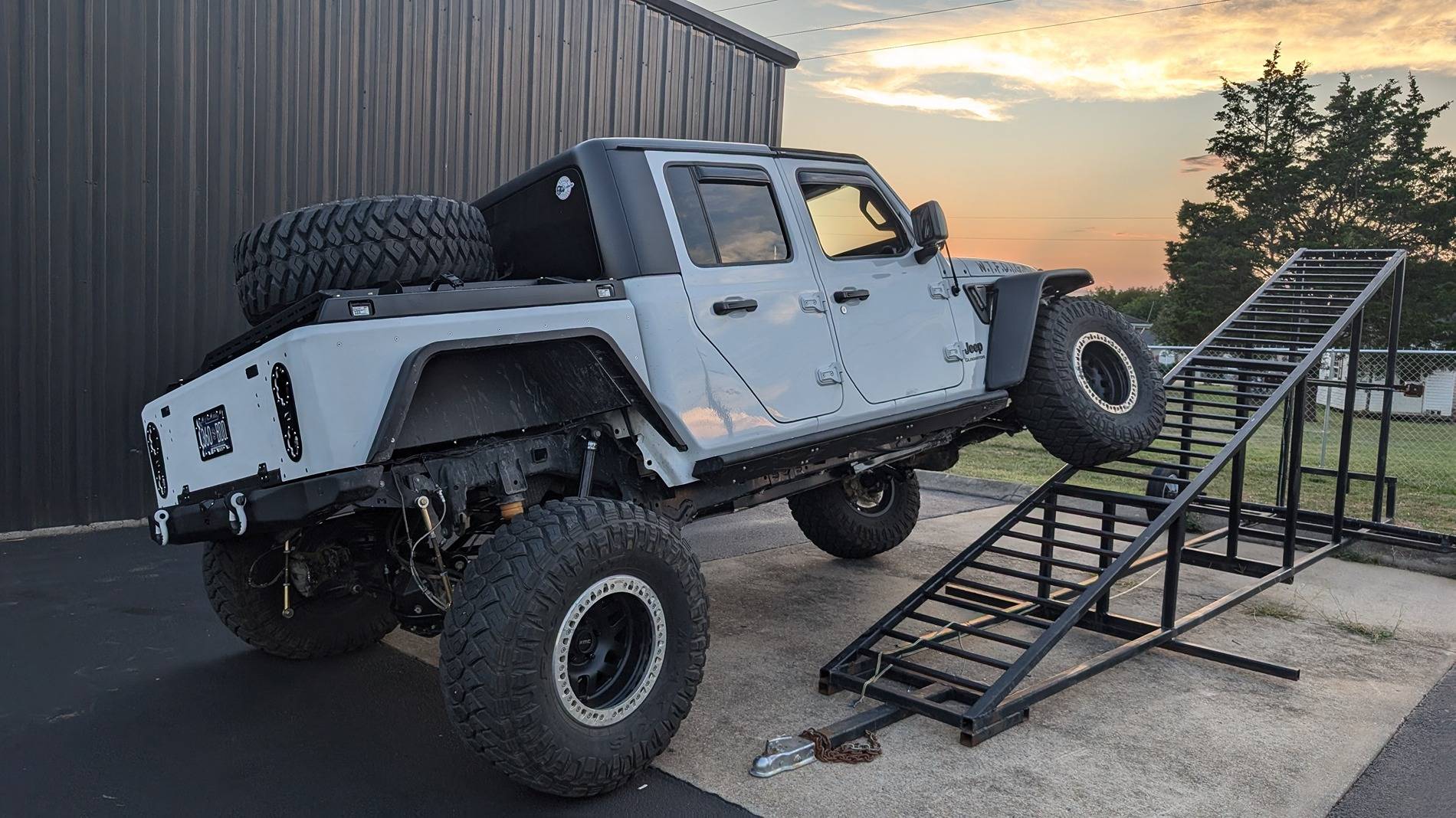 Jeep Gladiator W.T.F.D.I.G.M.I - Turning my daily drive into a trail rig. PXL_20240818_003039878