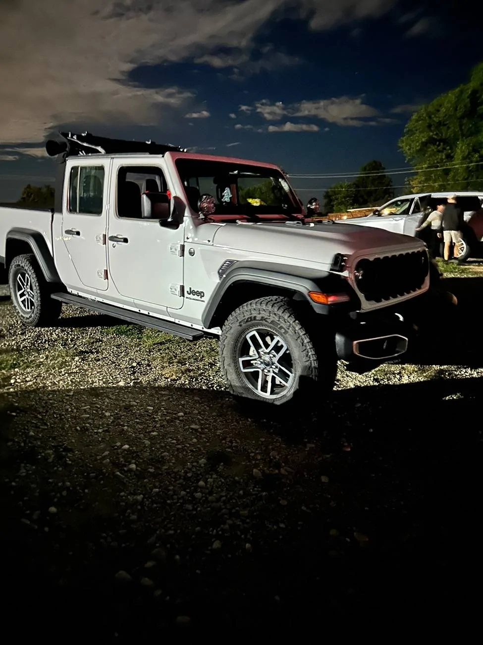 Jeep Gladiator Picked up my wife a Gladiator Again tonight IMG_2016