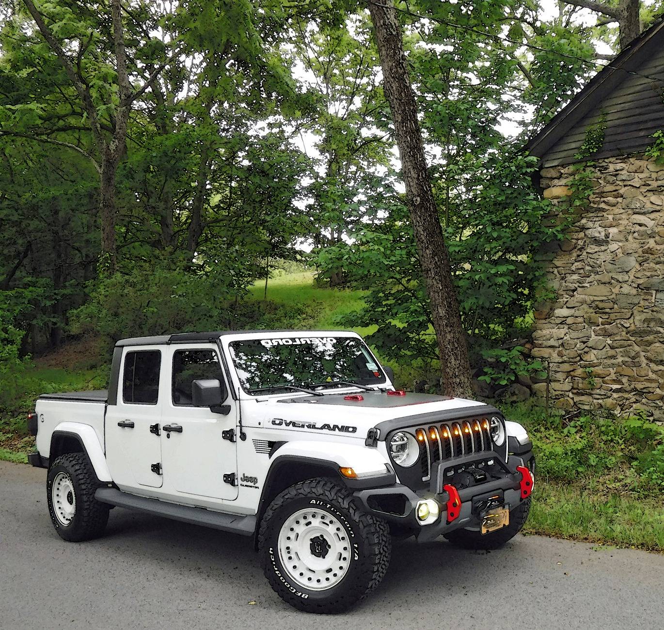 Jeep Gladiator Lighted Grill Wanted for 21 Gladdy DSCF4692.JPG