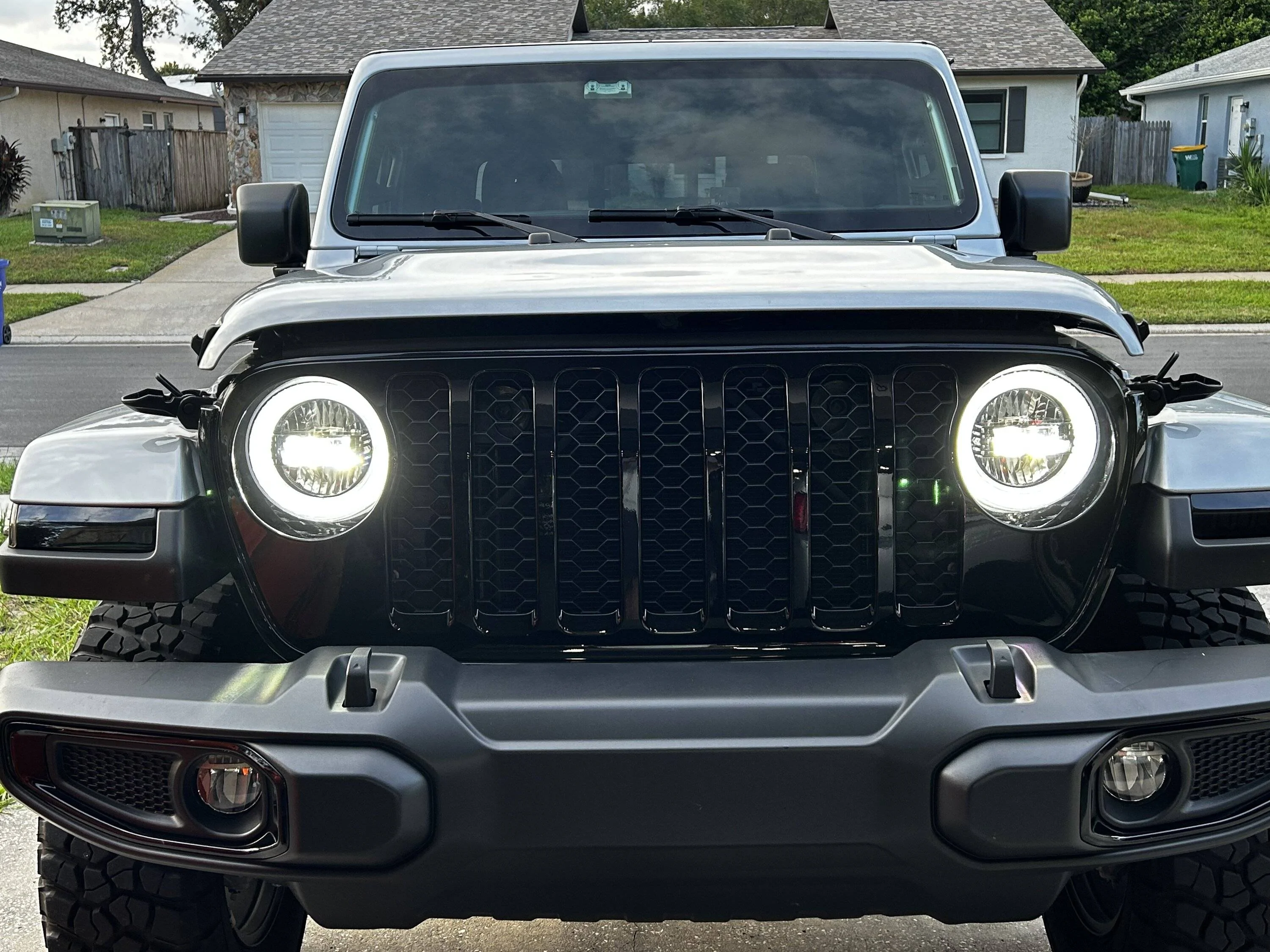 Jeep Gladiator True Mods 9” LED Headlights IMG_9664