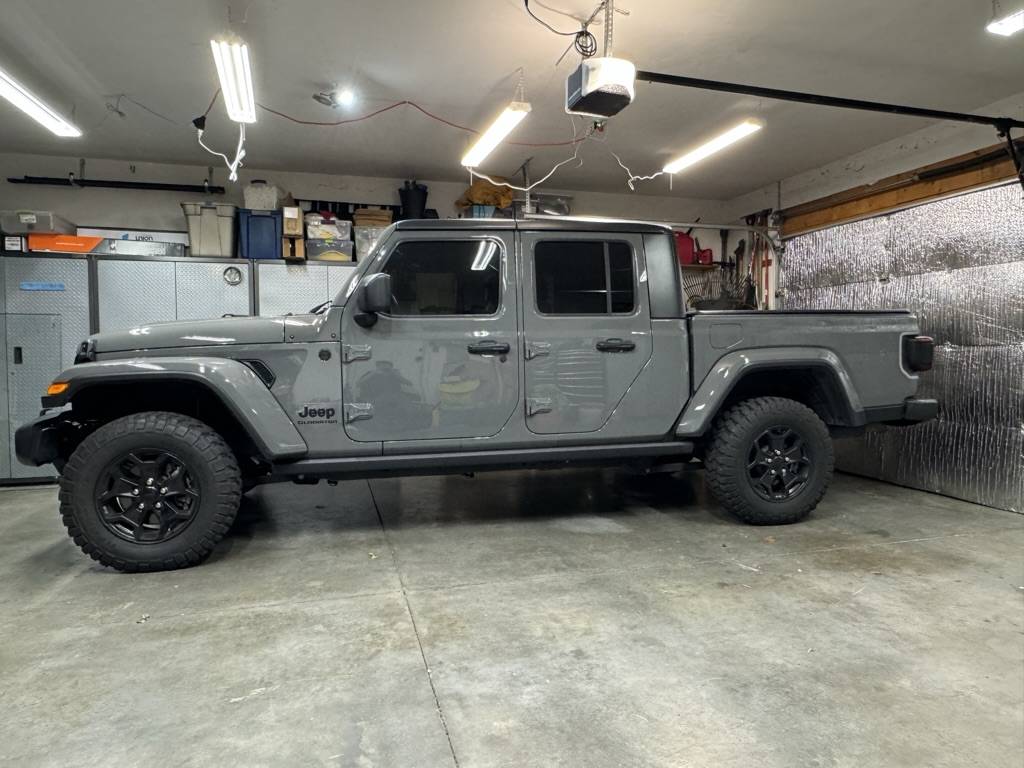 Jeep Gladiator Wayfinder_JT Sting Grey Willys Build 53A2693A-1F20-4066-B39E-9EE3121D77D9_1_105_c