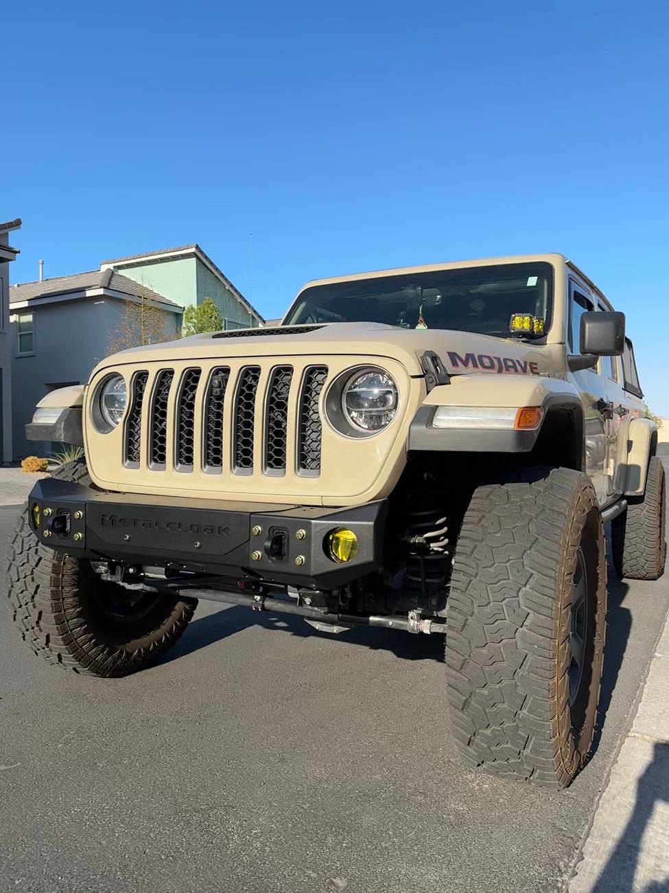Jeep Gladiator Mojave Front Bumper Options IMG_5118