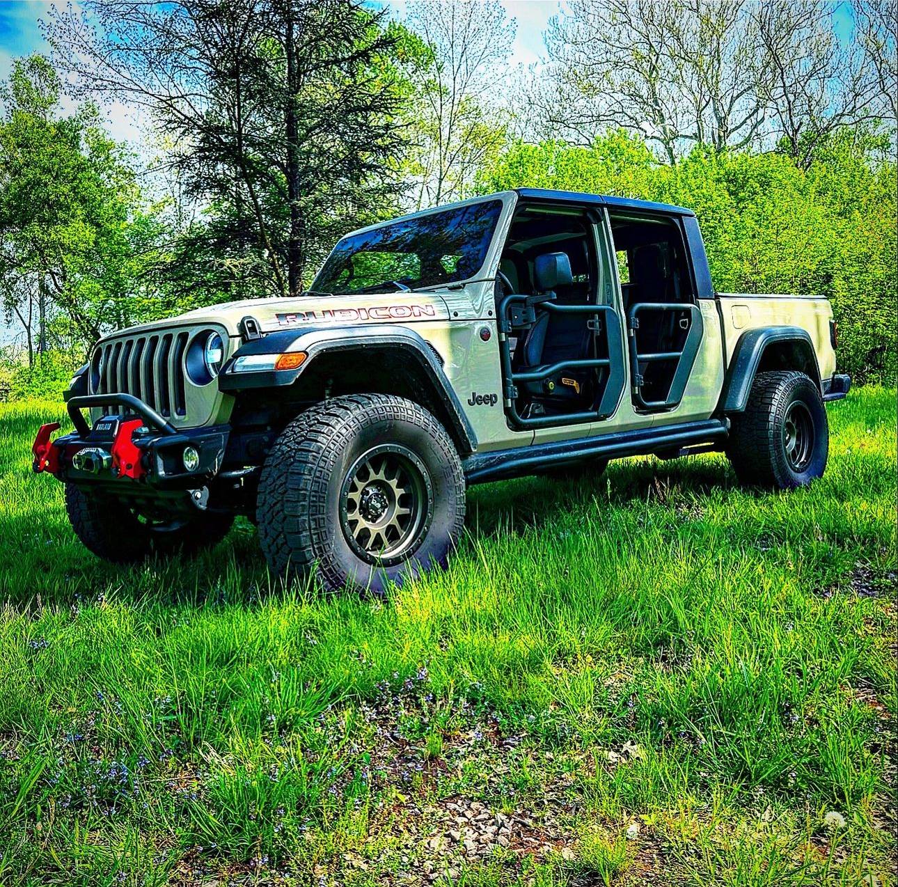Jeep Gladiator 35X12.5R17 with 1.5 Teraflex level kit on Rubicon? IMG_6404