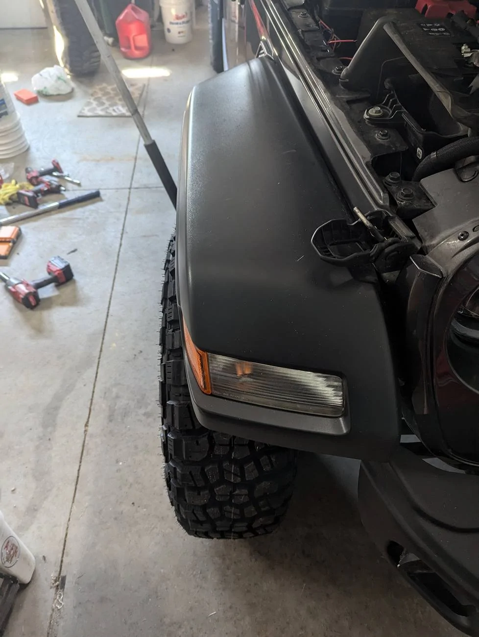 Jeep Gladiator Anyone with Method 17x9 -38 with 37" tires? PXL_20240824_200407734