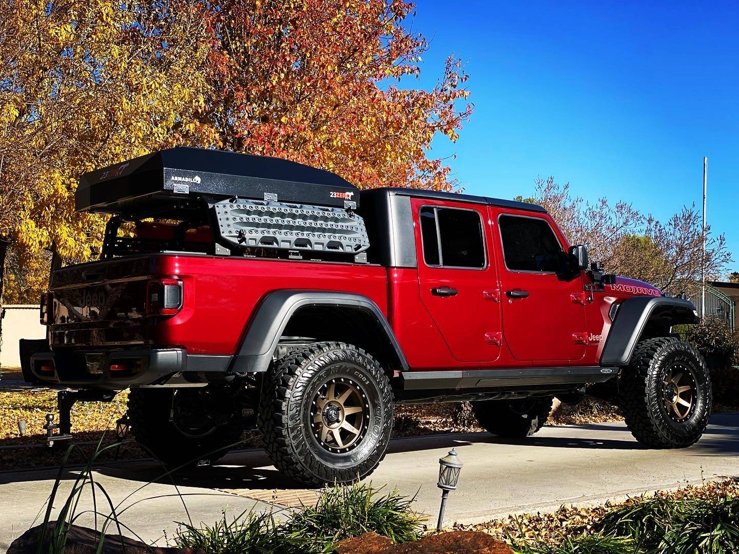 Jeep Gladiator What Bumpers fit with Rigd Rear Swing outs?? J15