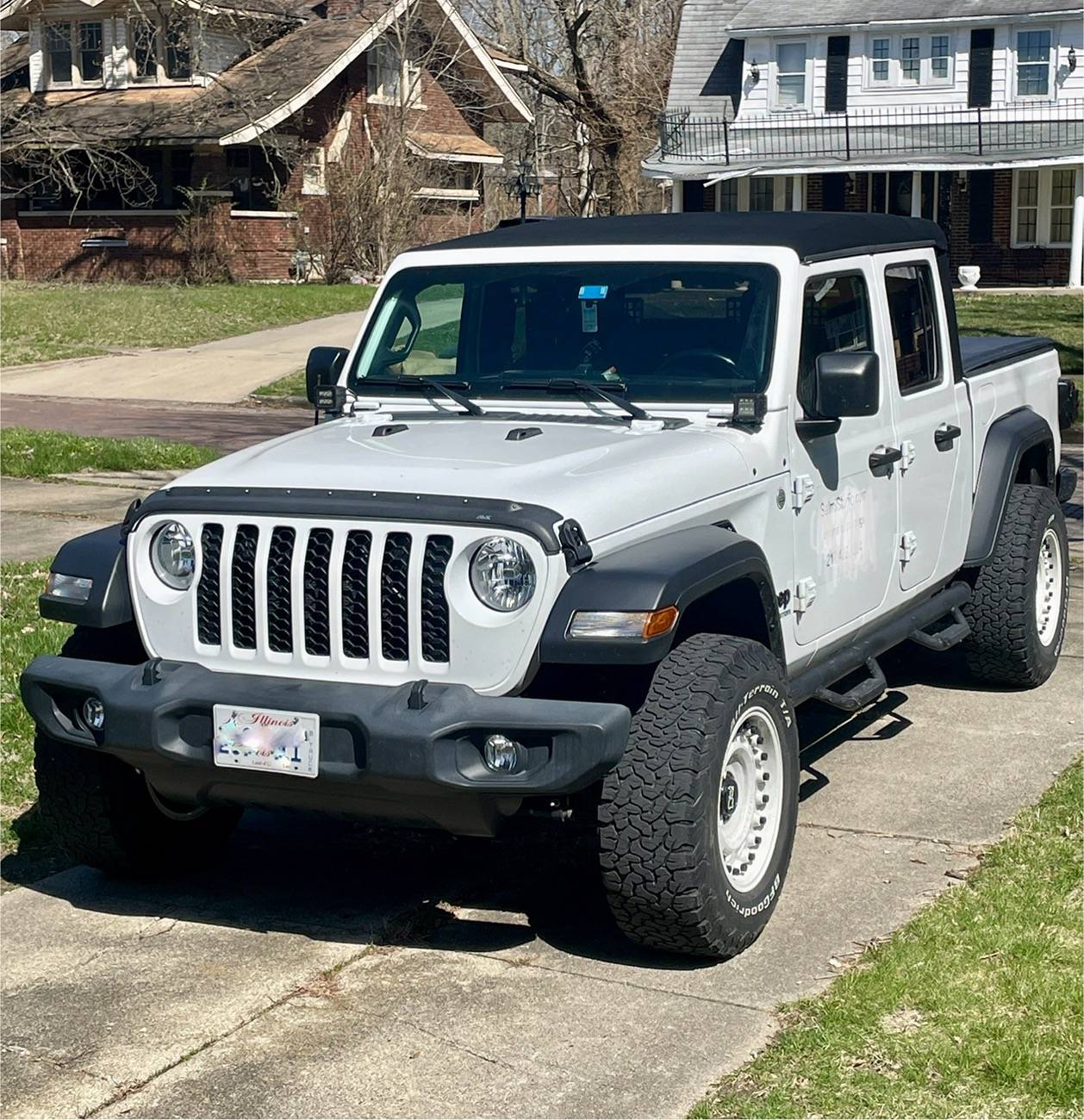 Jeep Gladiator 285/70r17s on stock wheels and no lift? (sport s) ED050502-E542-4972-9288-CE22619096C5