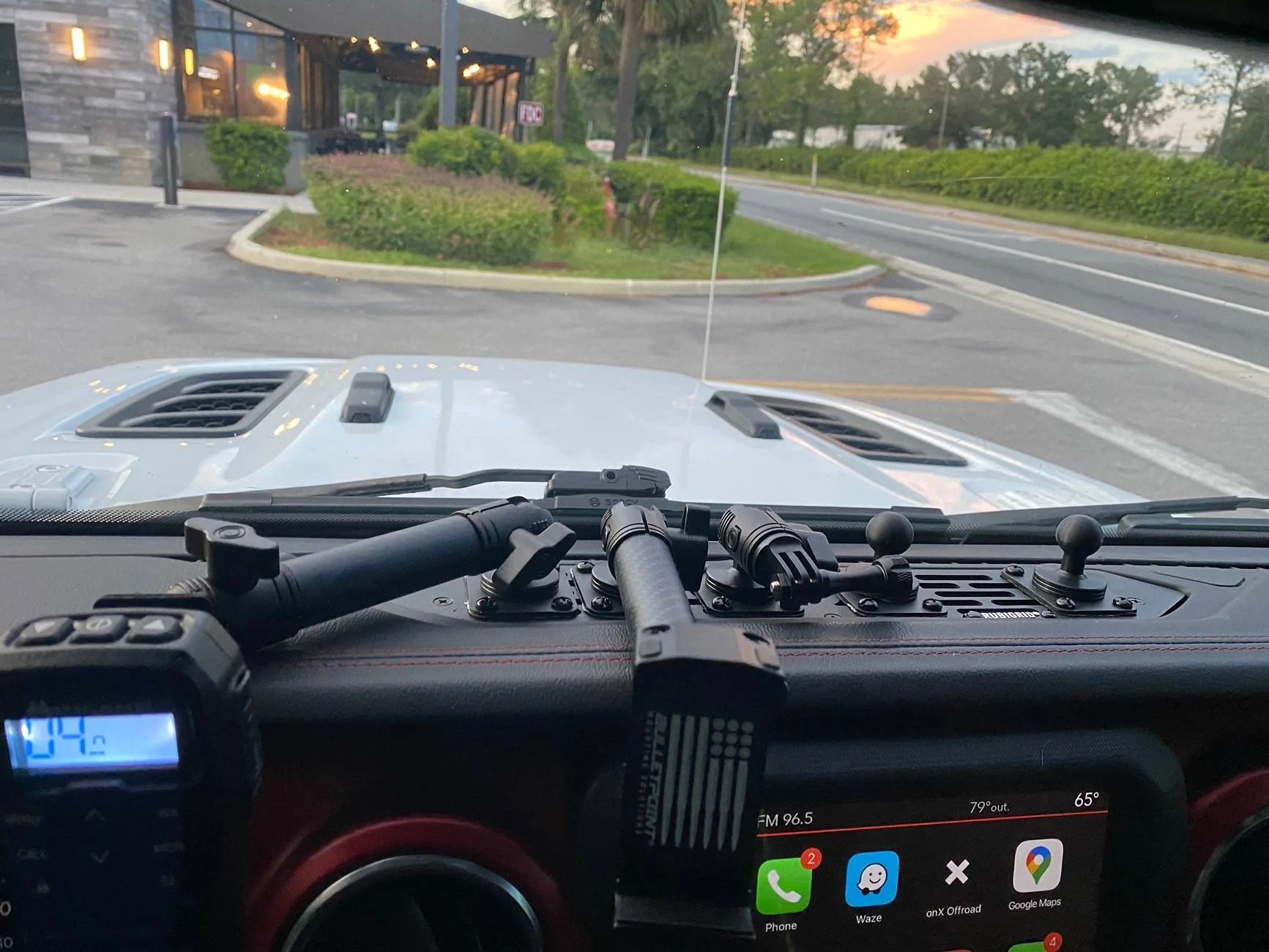 Jeep Gladiator Cell phone mount IMG_3311