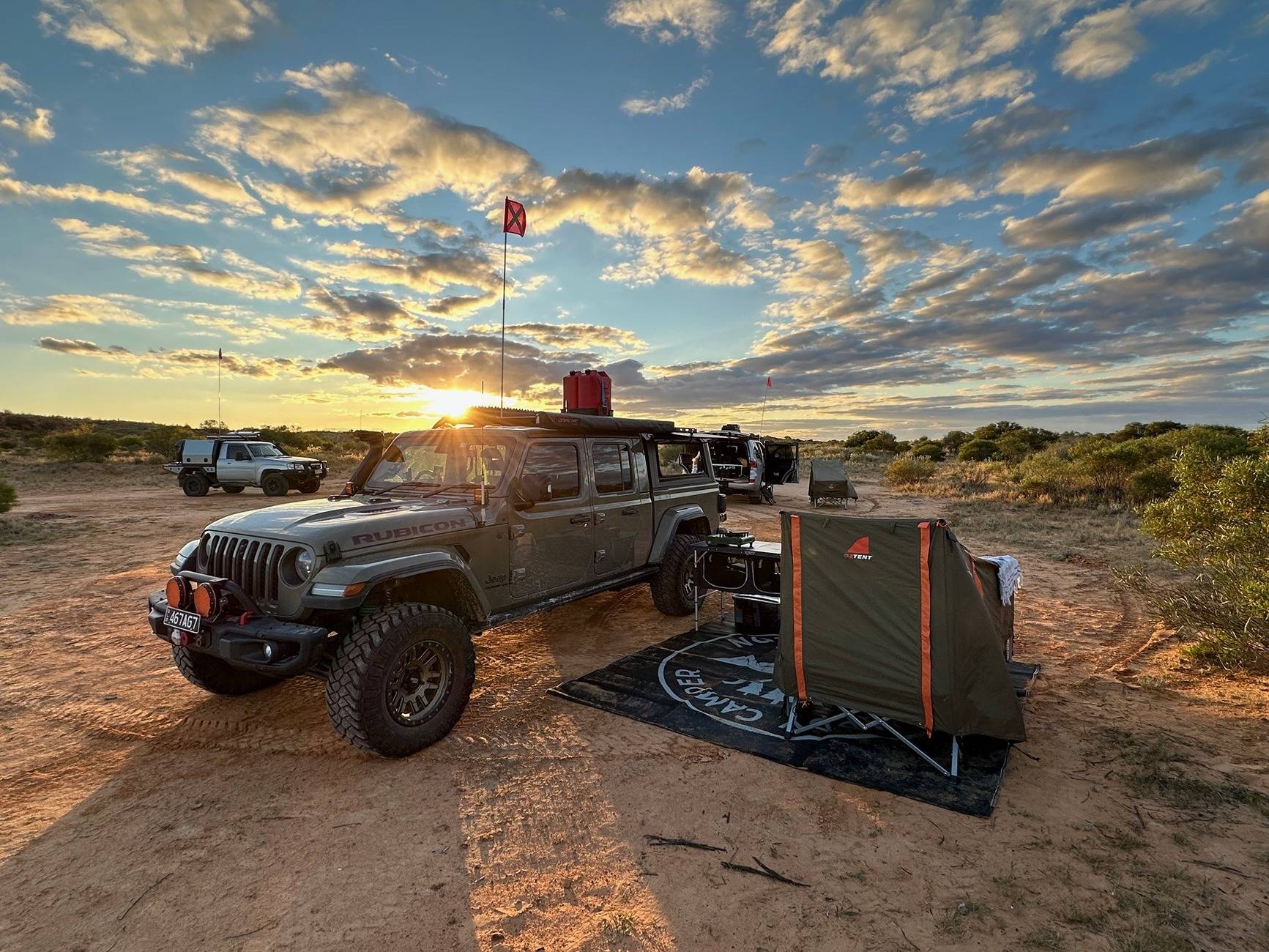 Jeep Gladiator Camping with your Gladiator Simpson campin