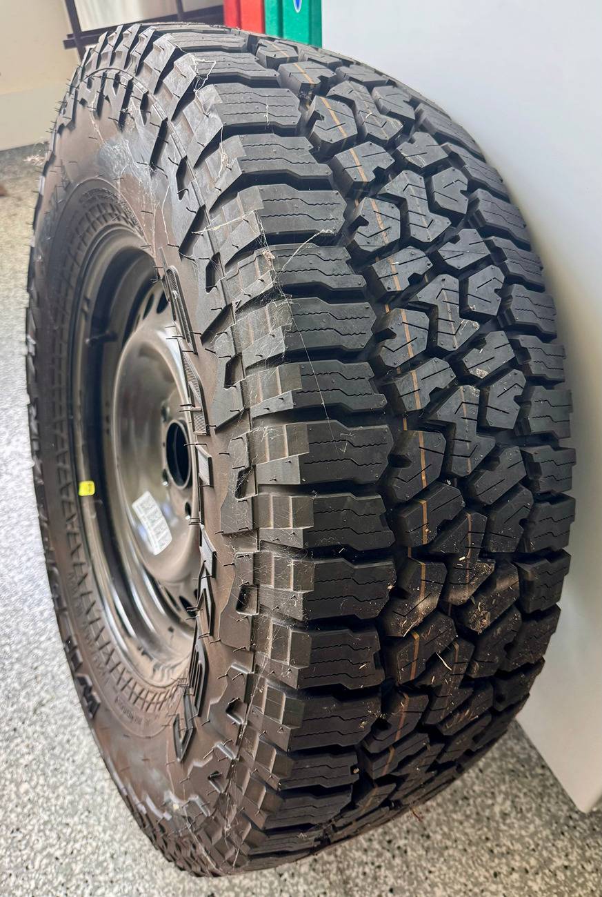 Jeep Gladiator *REDUCED* BRAND NEW Falken WildPeak A/T (AT3W) IMG_0166