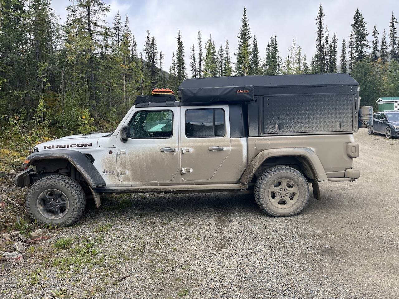 Jeep Gladiator Alu-Cab Canopy Camper Roll Call IMG_6781