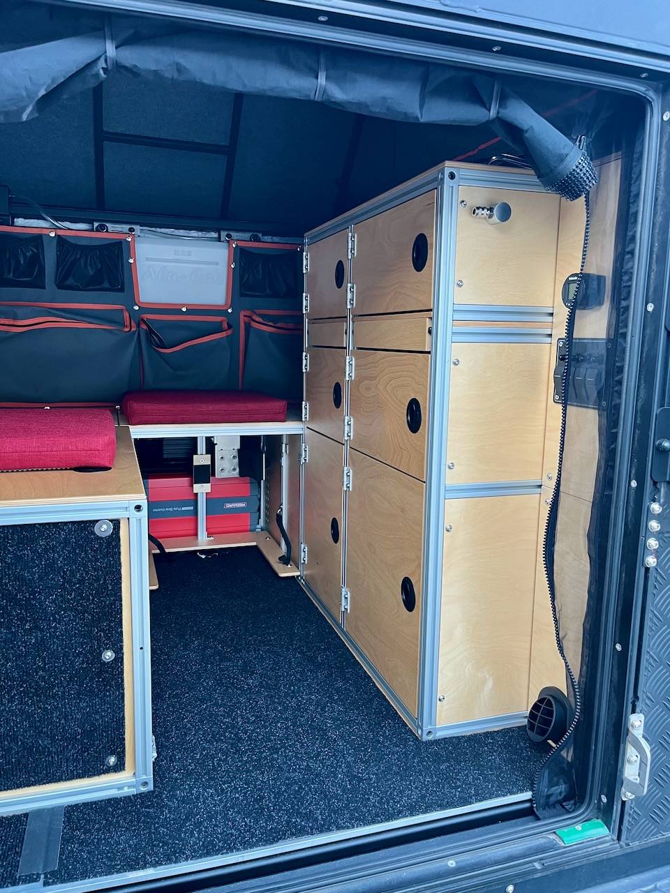 Jeep Gladiator Alu-Cab Canopy Camper Roll Call IMG_6589