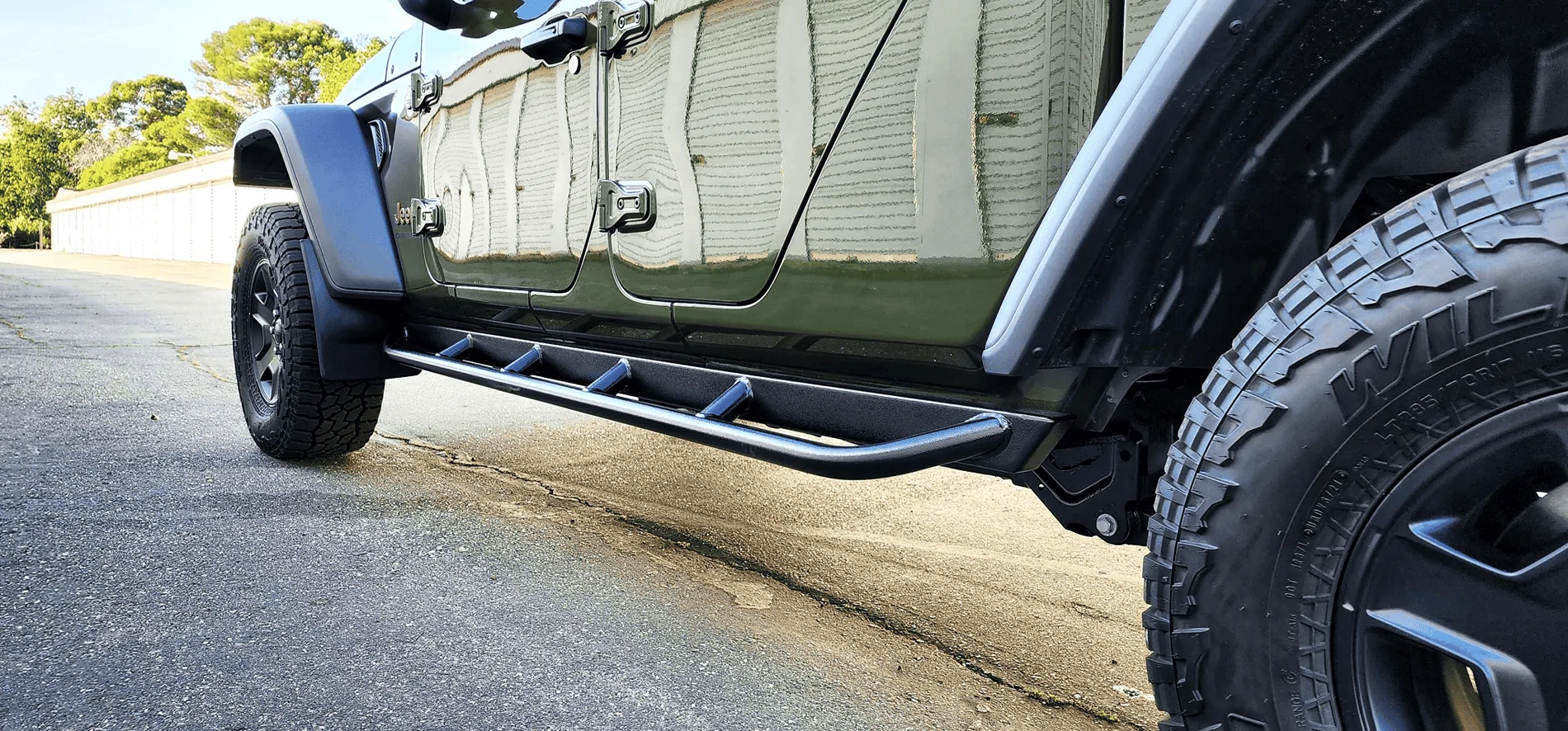 Jeep Gladiator Side step add ons for Rubicon Rock Rail? 1724934387929-dx