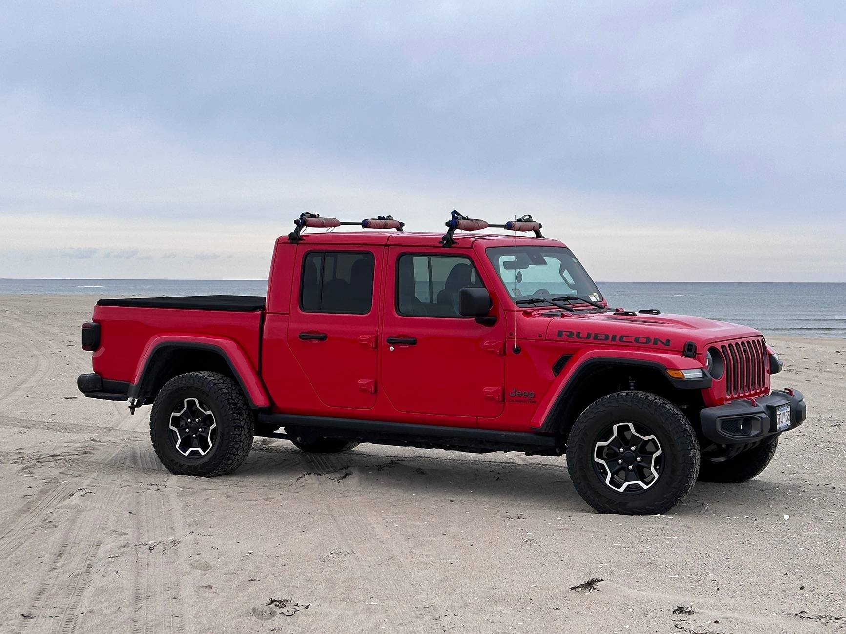 Jeep Gladiator We're in a Beachy Mood!!! Show us your Rig on Sand! IMG_1252