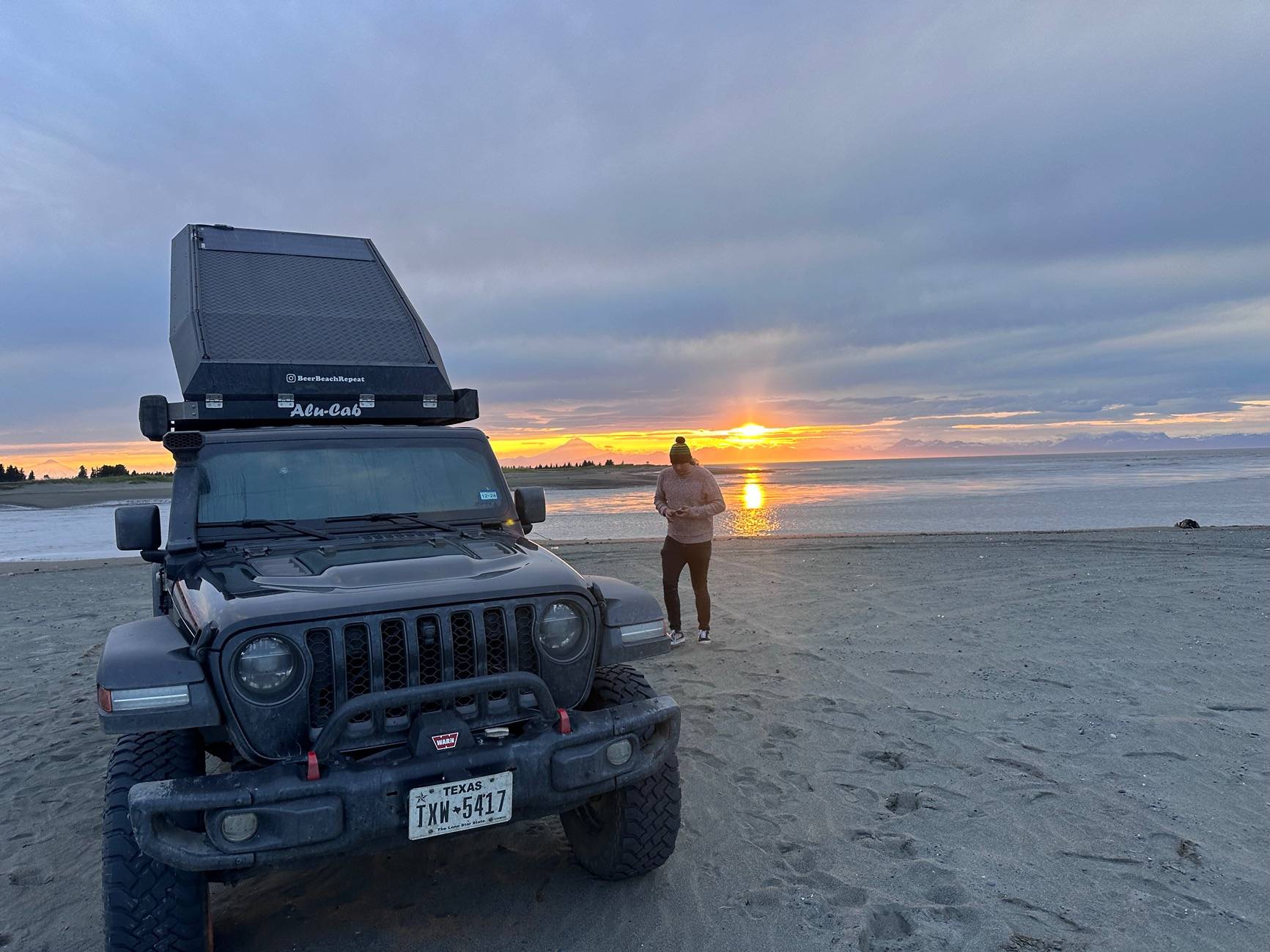 Jeep Gladiator Beer Beach Repeat takes on the Americas! IMG_6218