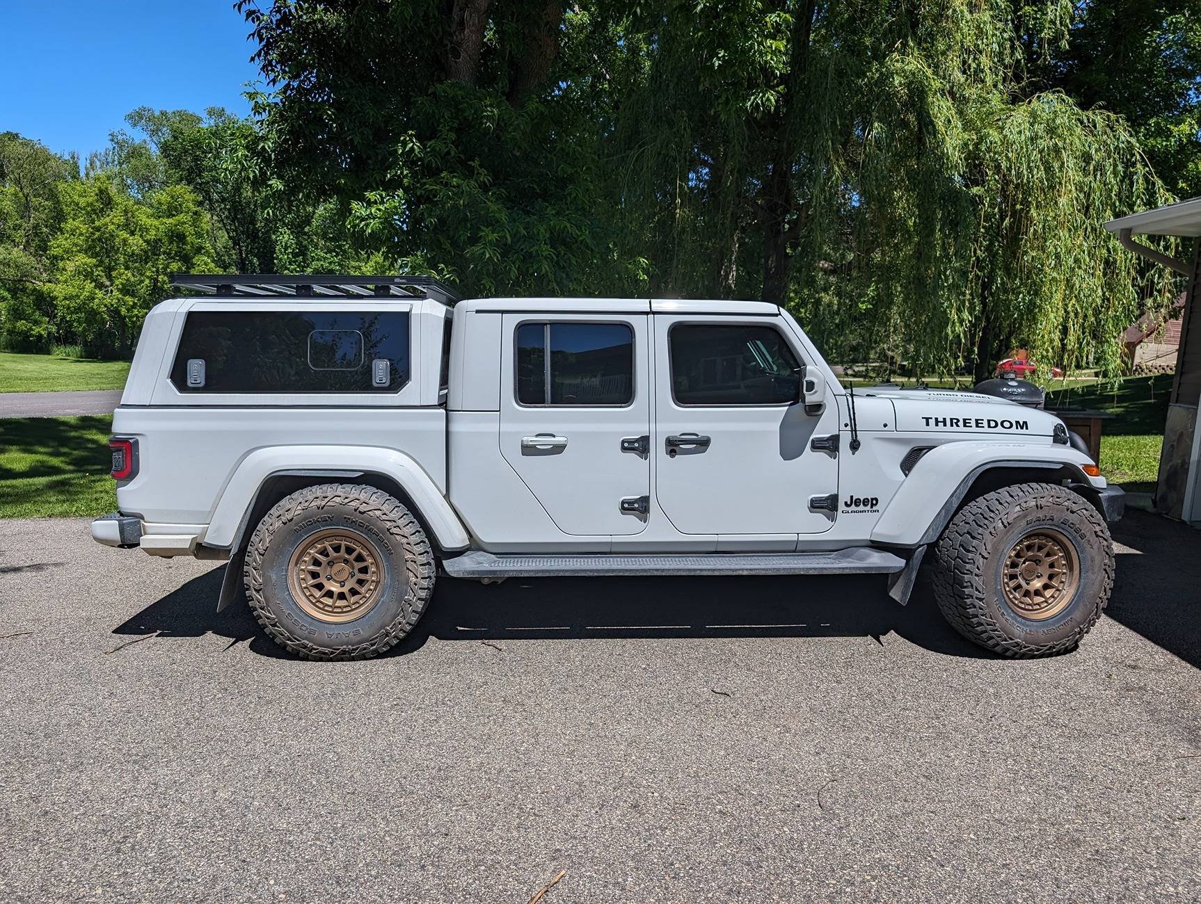Jeep Gladiator AcccuAir Lift System 2024-06-01 12.02.25