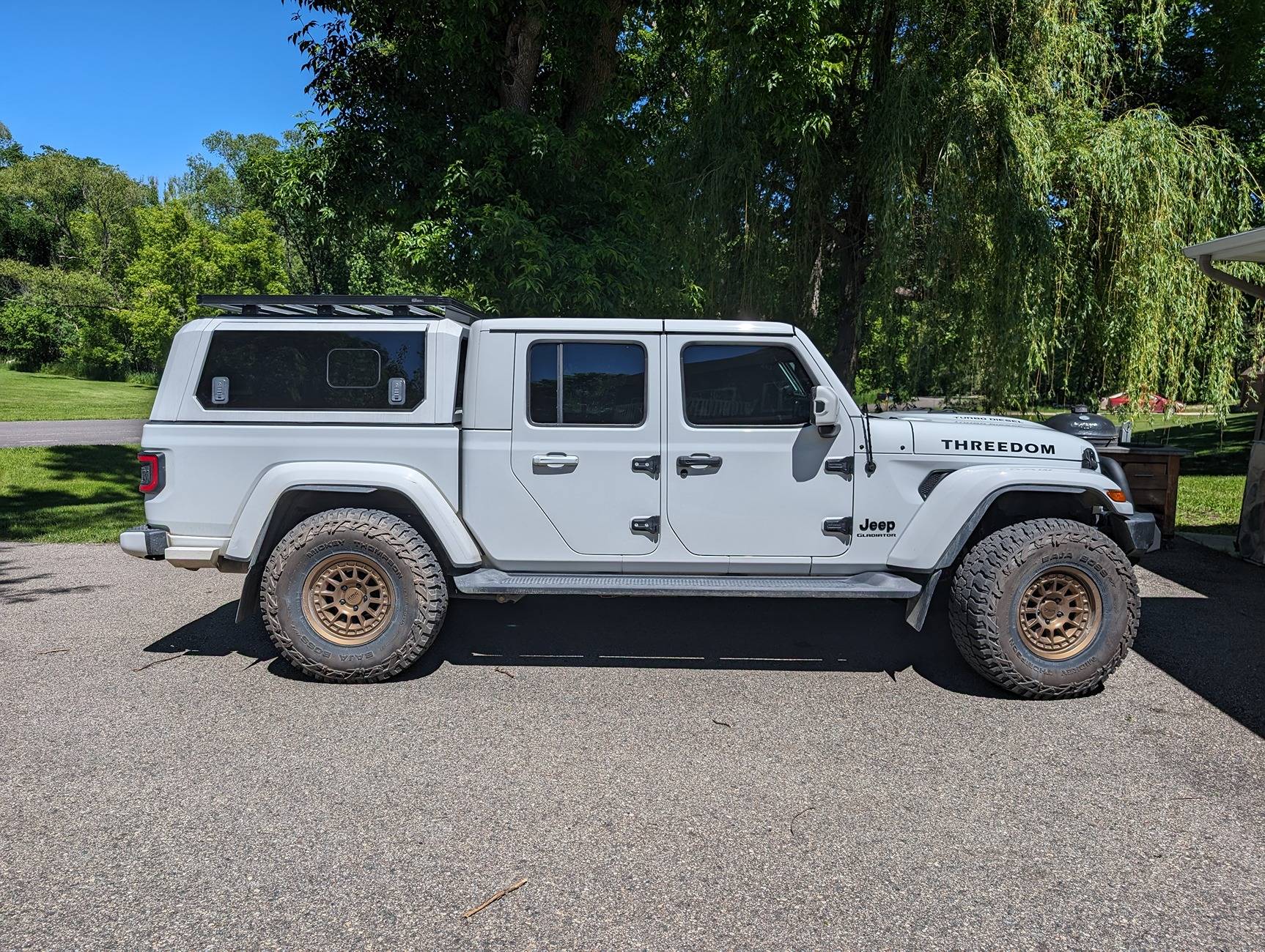 Jeep Gladiator AcccuAir Lift System 2024-06-01 12.02.07