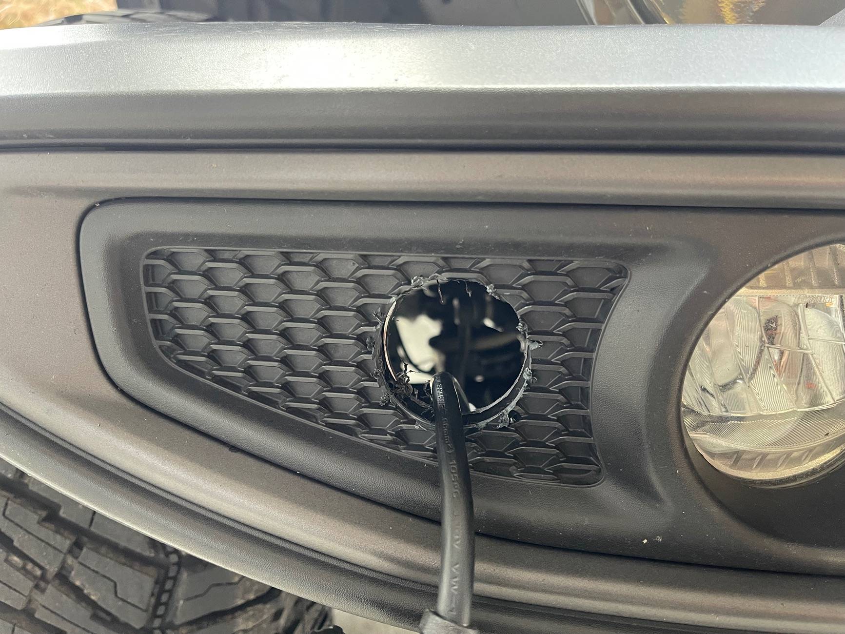 Jeep Gladiator 2023 Gladiator ECO Diesel Jeep Blockheater IMG_2961
