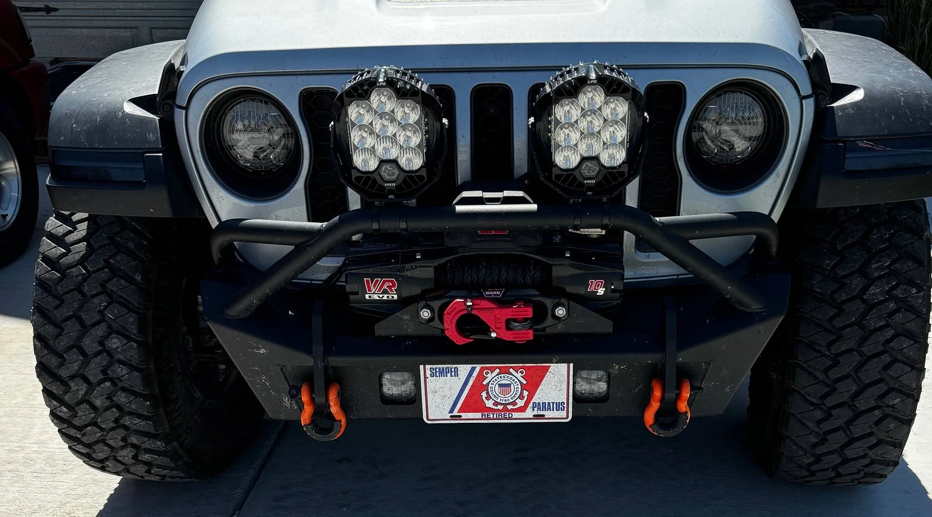 Jeep Gladiator Lets see those Fab Fours Stubby bumpers with lights! IMG_0841