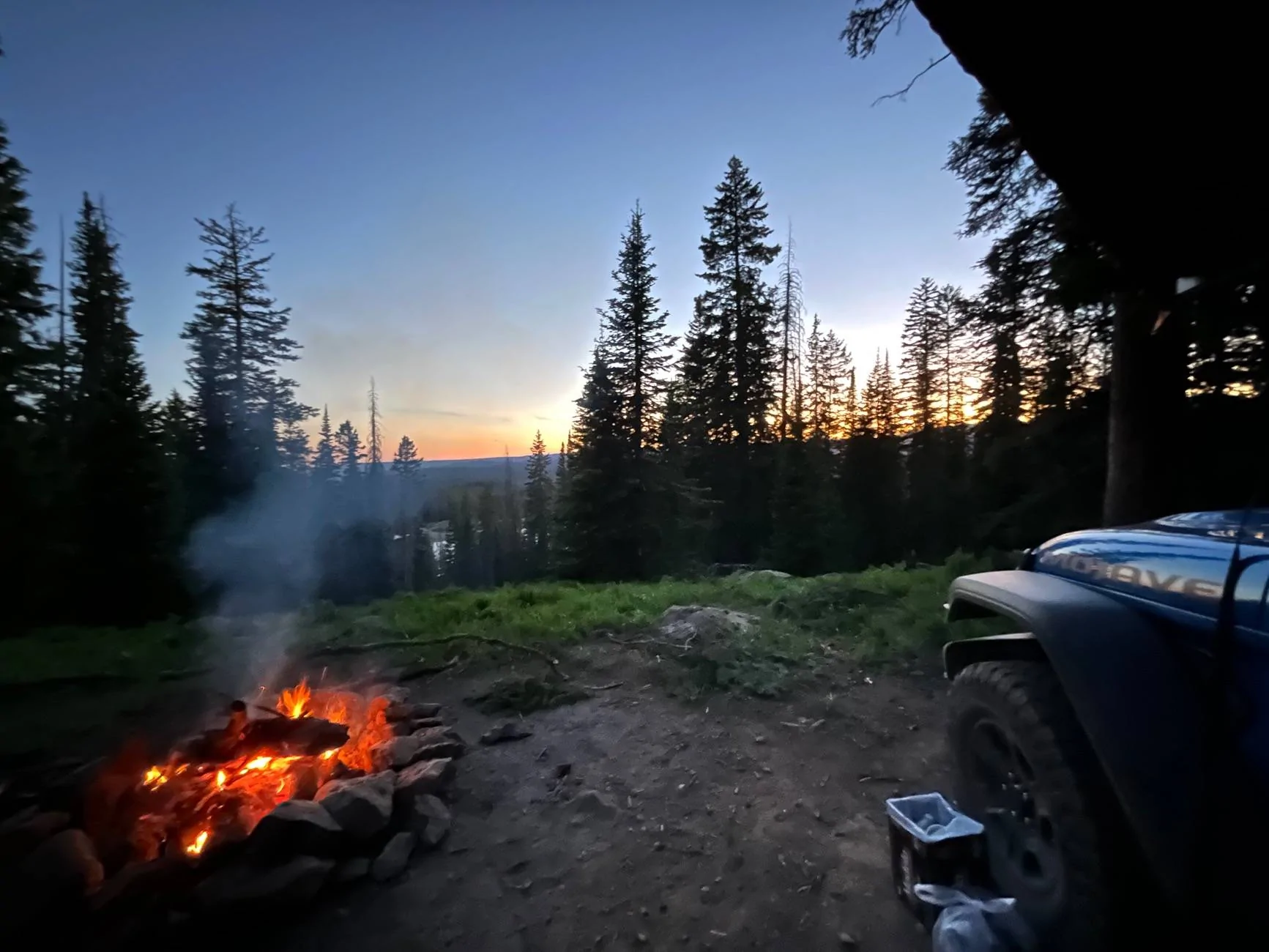 Jeep Gladiator Chase the Stars. Show us your night time shots! IMG_7292