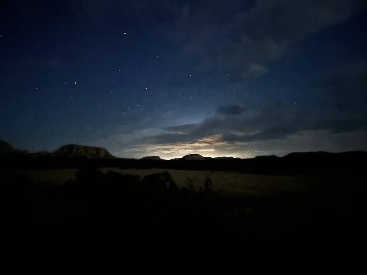 Jeep Gladiator Chase the Stars. Show us your night time shots! IMG_1099