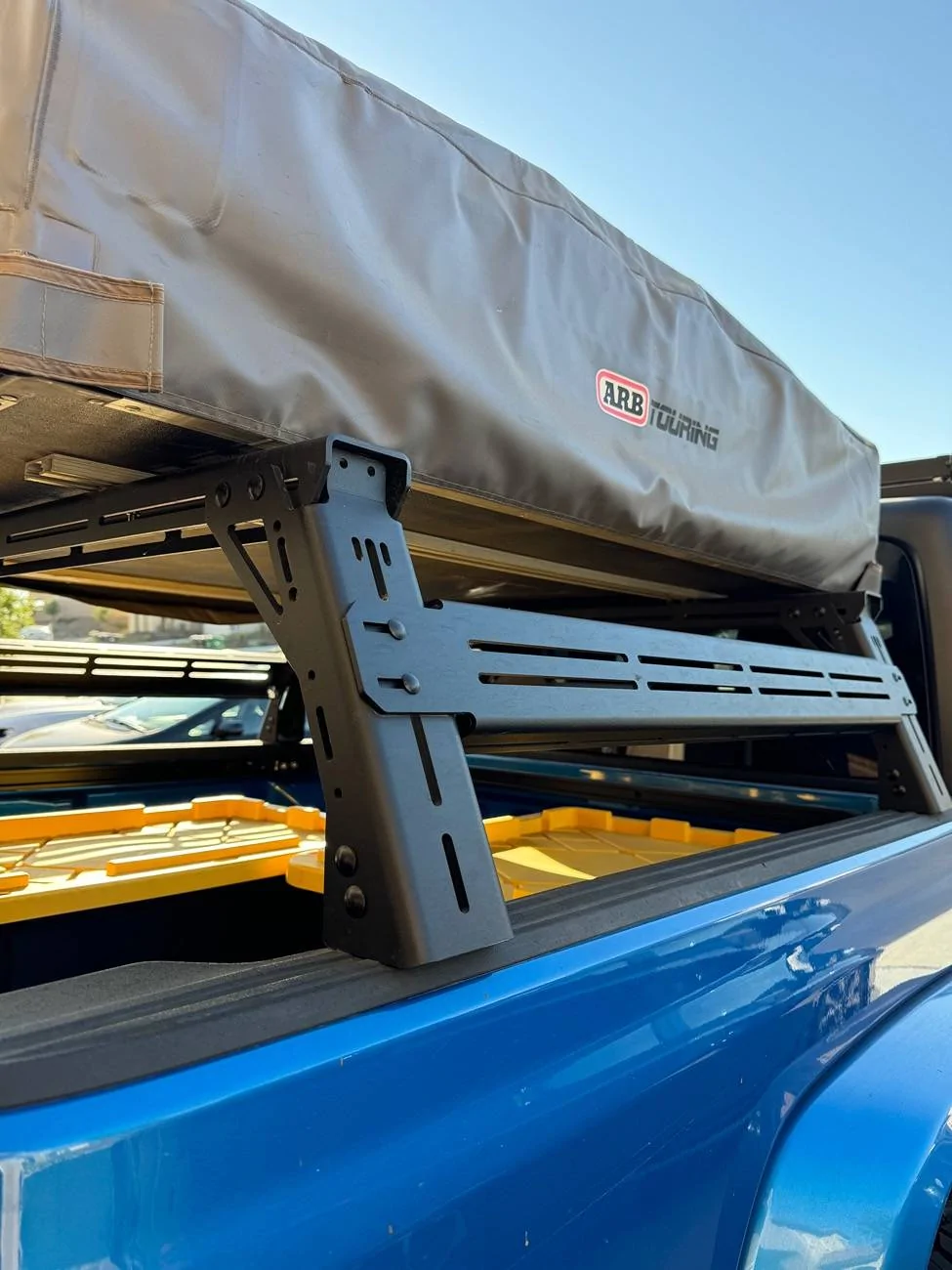 Jeep Gladiator Sherpa Equipment Co mid height bed rack, and ARB Kakadu RTT IMG_2879