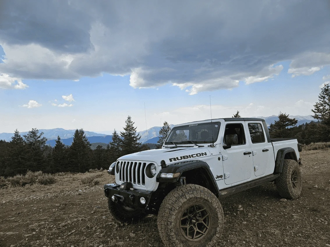 Jeep Gladiator 'Retro' Graphics Option? 1725478045548-m