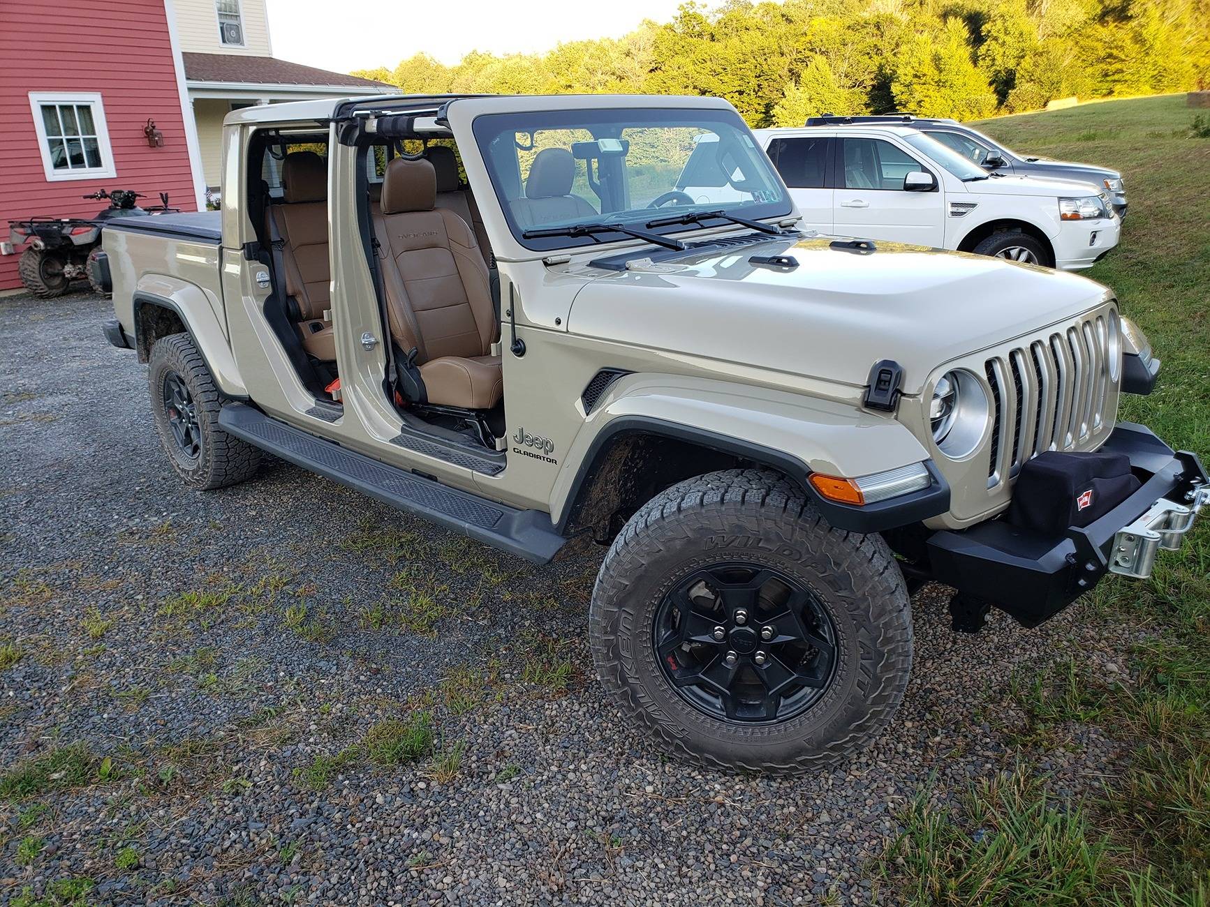 Jeep Gladiator Anyone regretting your saddle/brown leather seats? 20200820_191103