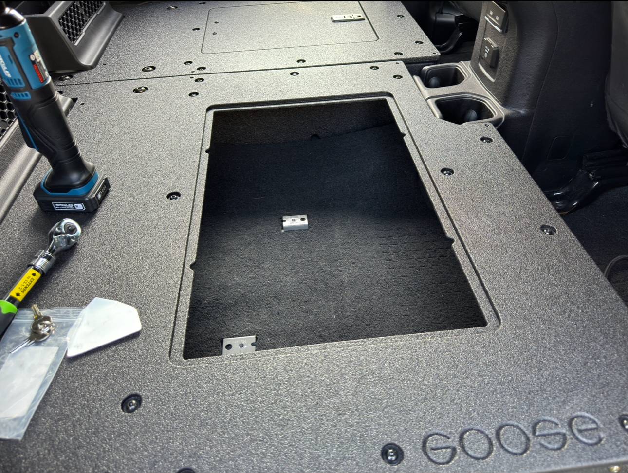 Jeep Gladiator Wayfinder_JT Sting Grey Willys Build IMG_5390