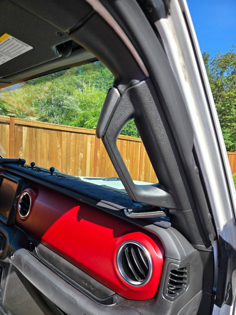 Jeep Gladiator Adaptive Cruise Control (ACC) with Stop: Post-Factory Installation 1000036323