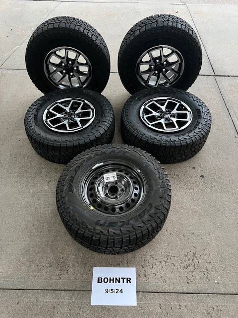 Jeep Gladiator LOOK... New Lower Price! 2024 Rubicon X OEM wheels and tires IMG_3466