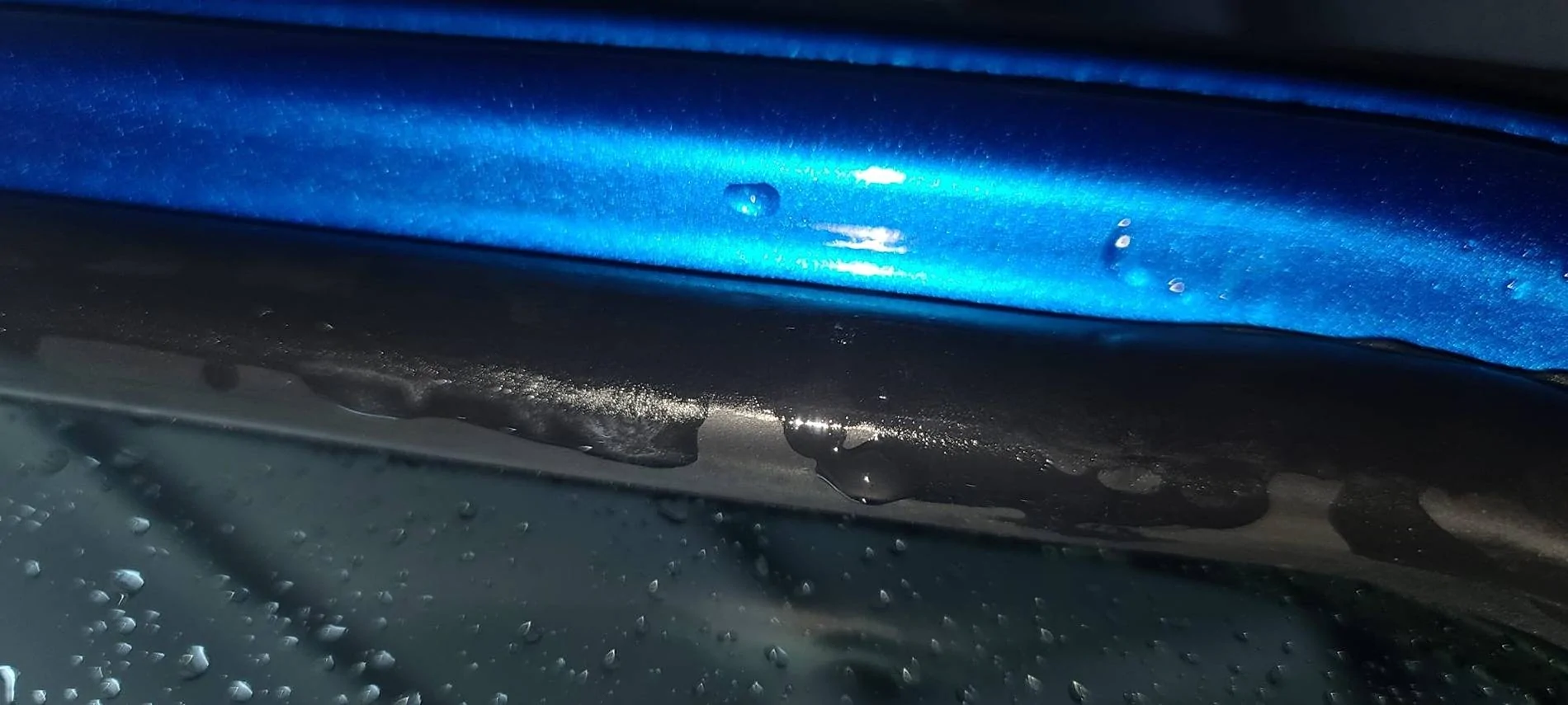 Jeep Gladiator Water leak above passenger door 53a1eecb-ad98-41c3-b1dd-4edad349d662