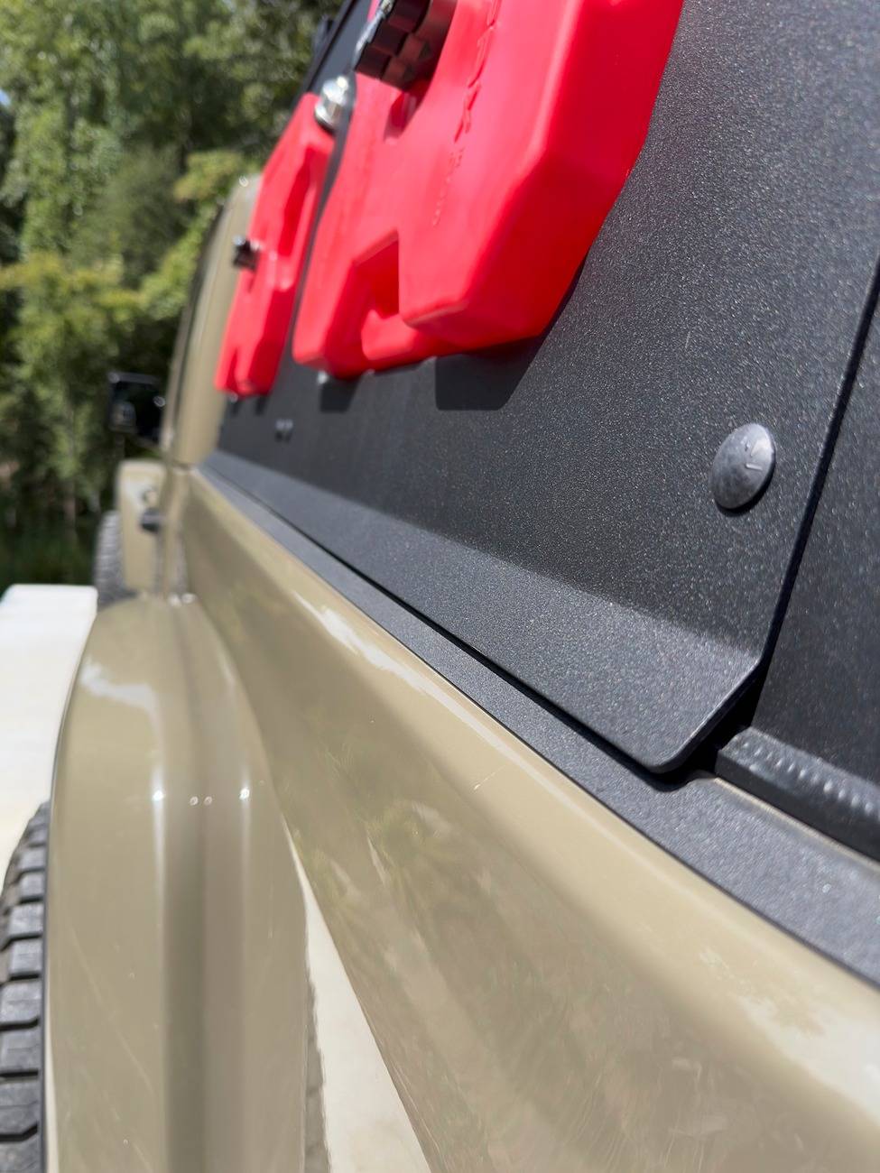 Jeep Gladiator Rebel Off-Road X-CAP Jeep Gladiator Topper IMG_7429 copy