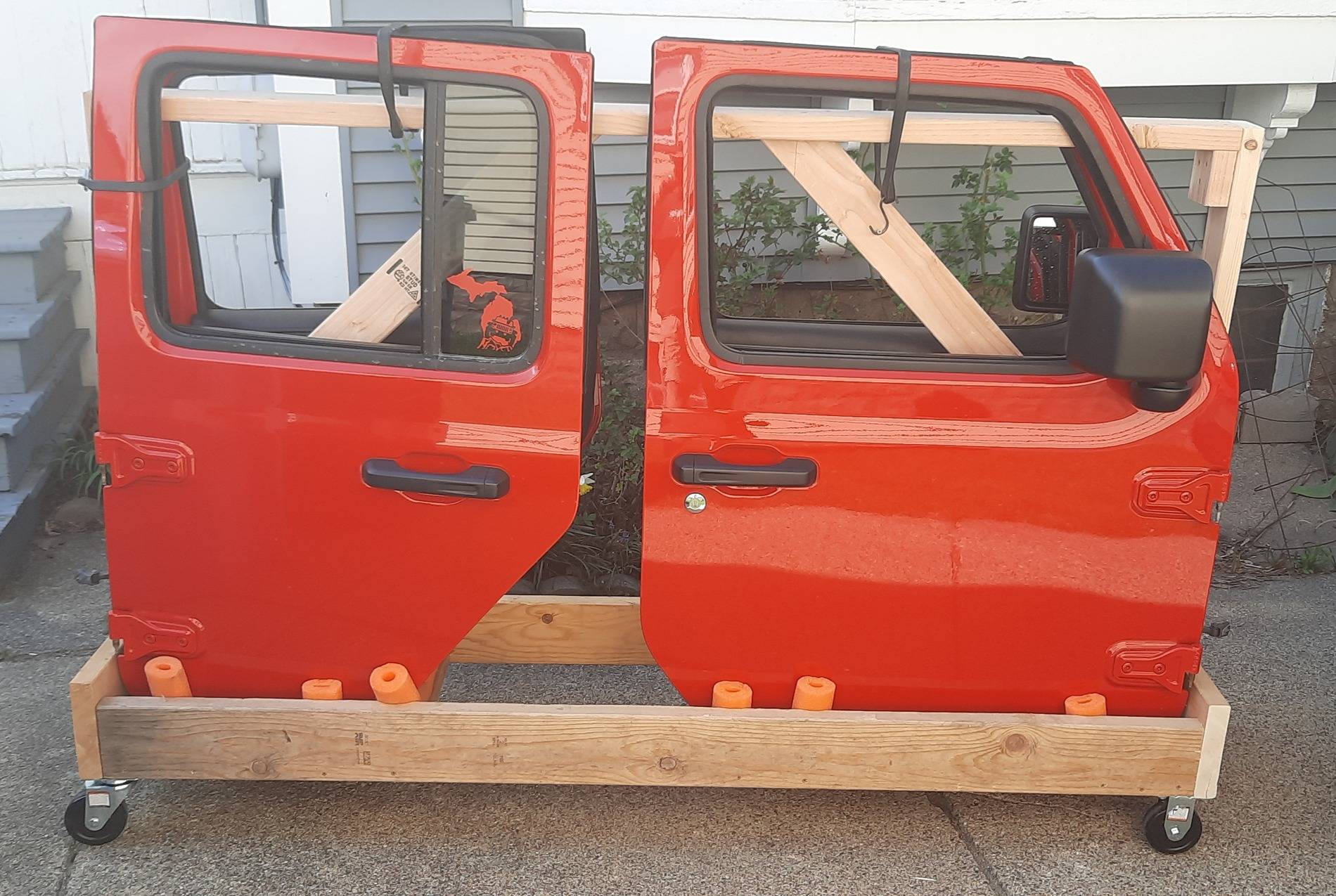 Jeep Gladiator DIY Door Cart idea. 20230414_160958(1)