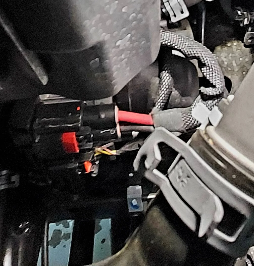 Jeep Gladiator US investigating 781K Jeeps over underhood fire reports (Wrangler & Gladiator) -- power steering pump electrical connector issue 20240911_104605