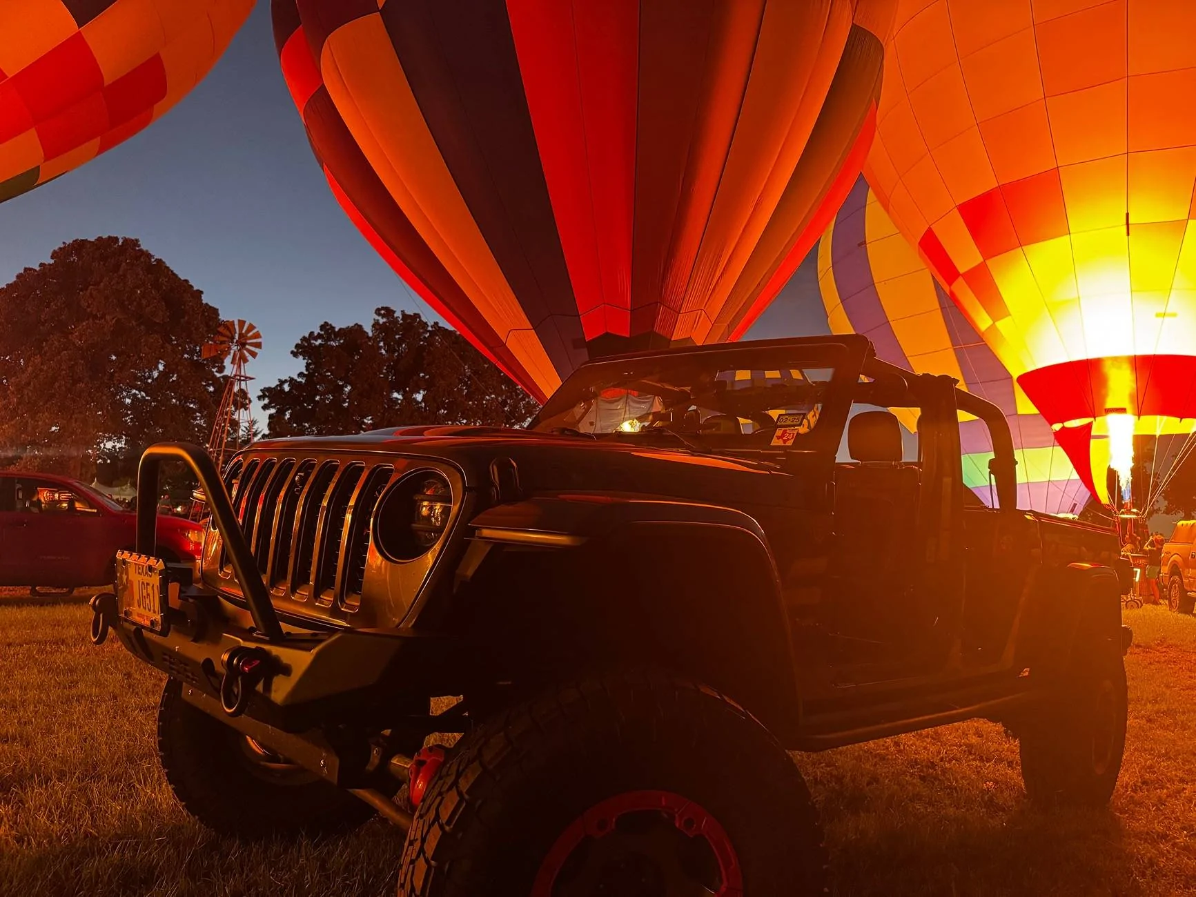 Jeep Gladiator Chase the Stars. Show us your night time shots! IMG_5147
