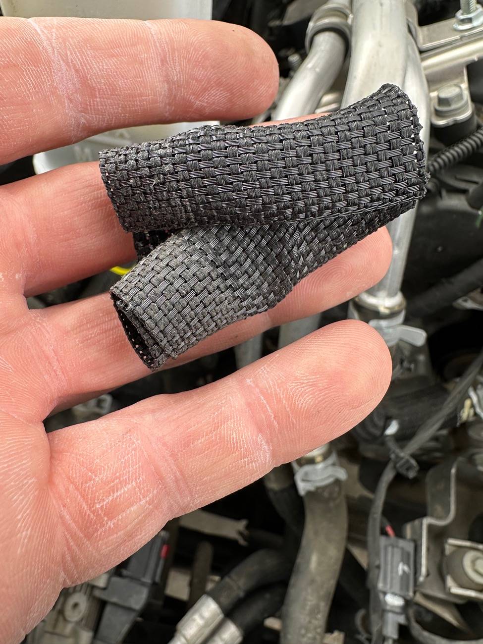 Jeep Gladiator US investigating 781K Jeeps over underhood fire reports (Wrangler & Gladiator) -- power steering pump electrical connector issue IMG_2367