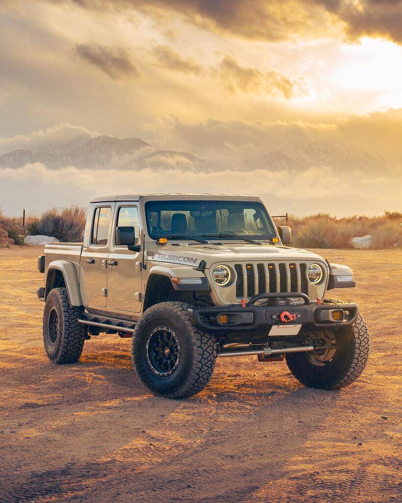 Jeep Gladiator Real world experience with RockTrix RT111 - Teardrop Multispoke 1726166160956-xi