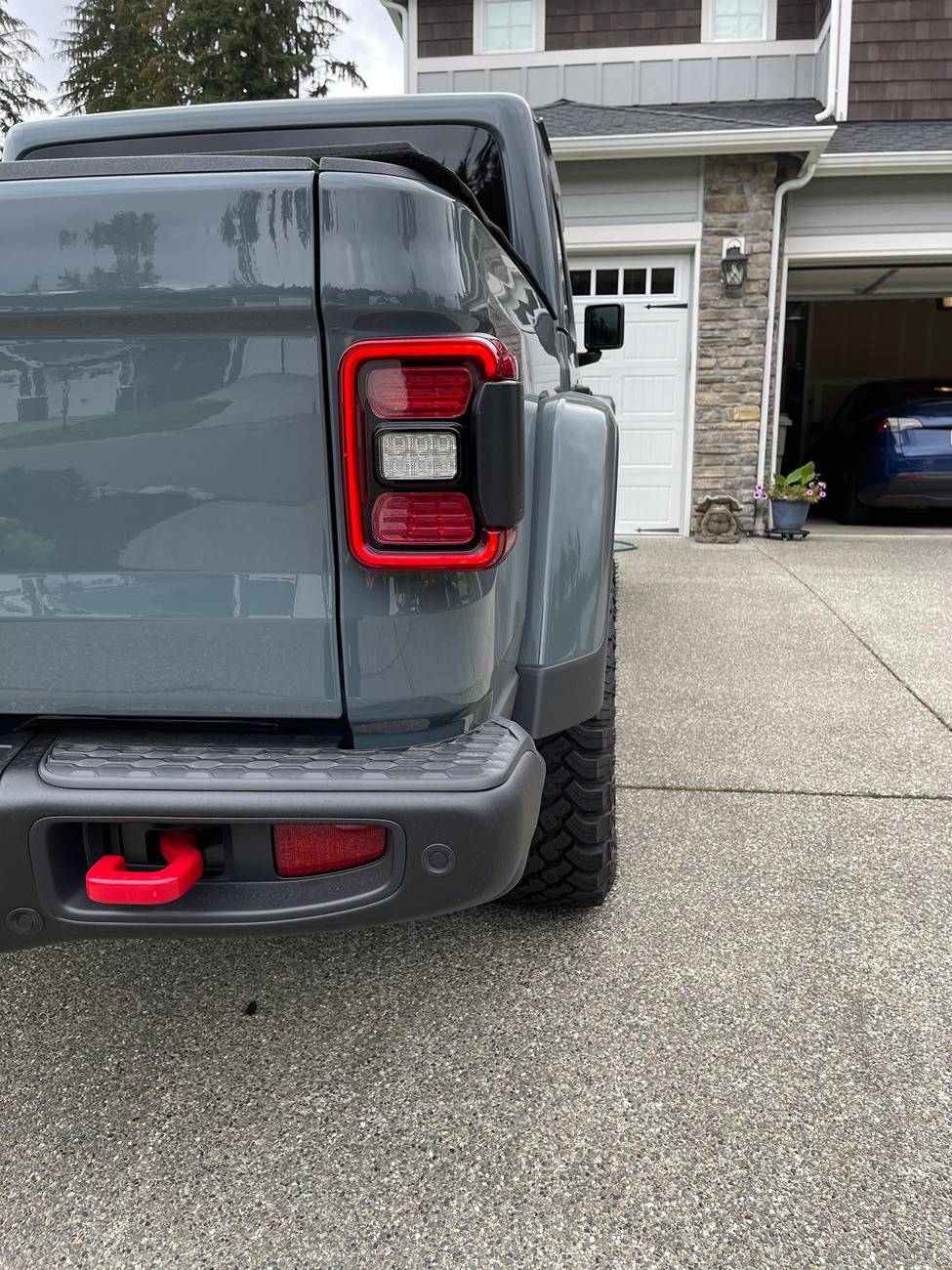 Jeep Gladiator Mickey Thompson Baja Boss AT 255/85/17 (35" Pizza Cutters). IMG_4795