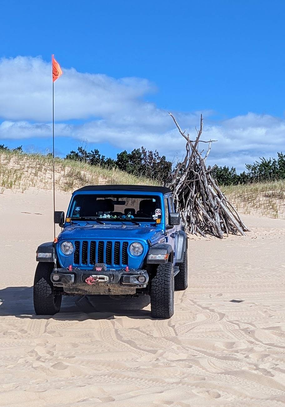 Jeep Gladiator Any 2020 Gladiator Owners Still Here? PXL_20240907_192129904.NIGHT