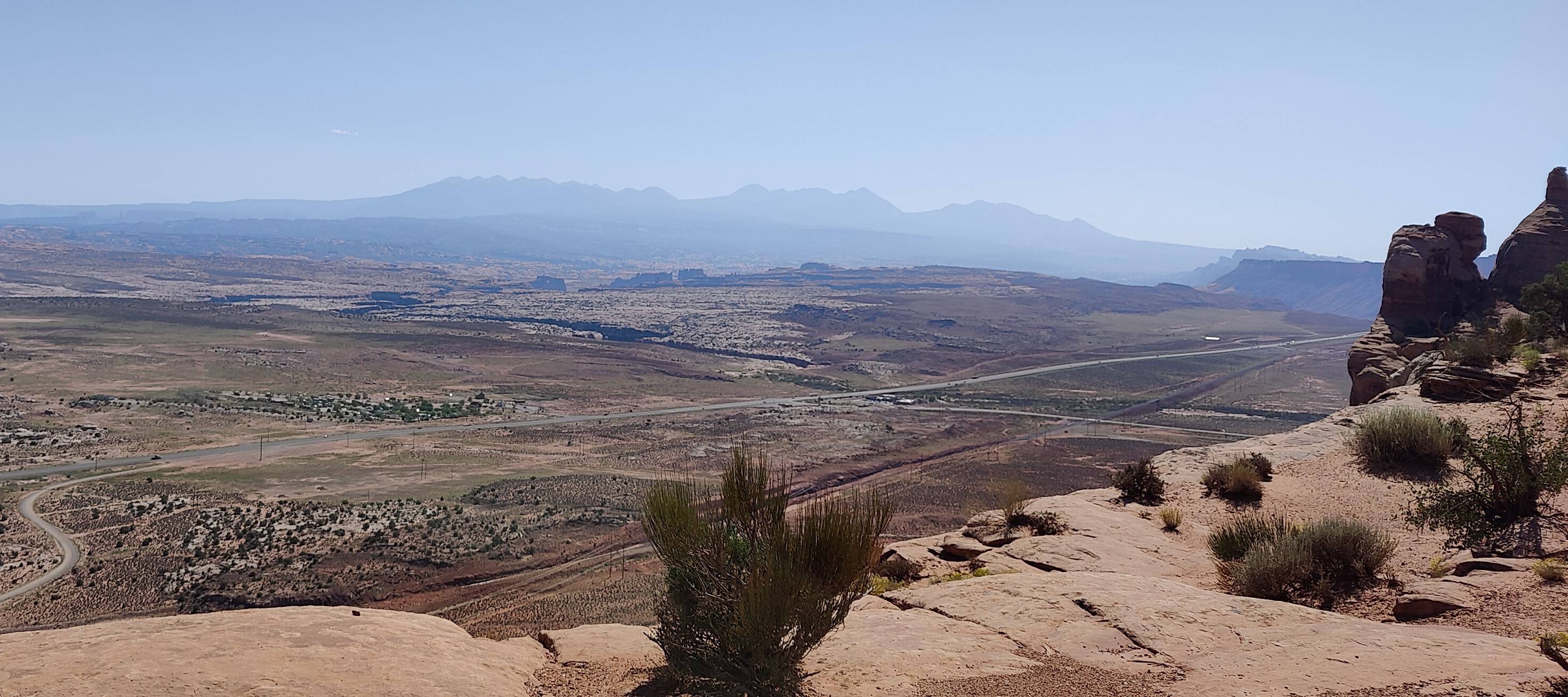 Jeep Gladiator Red Rock 4-Wheelers Trail of the Month September 2024 – 7 Mile Rim 7Overlook