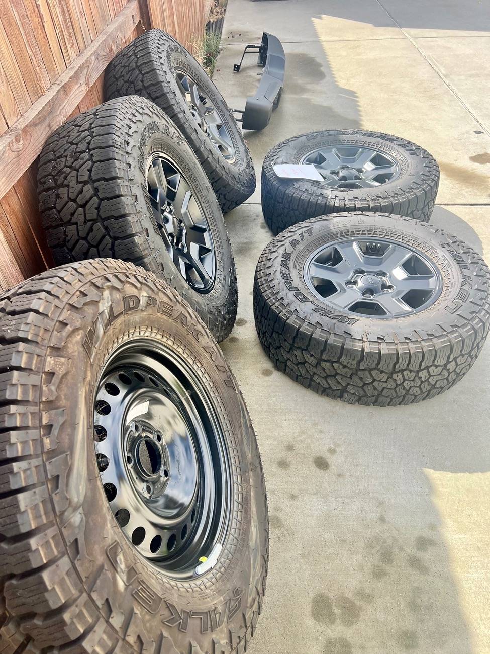 Jeep Gladiator Takeoff Mojave wheels IMG_8266
