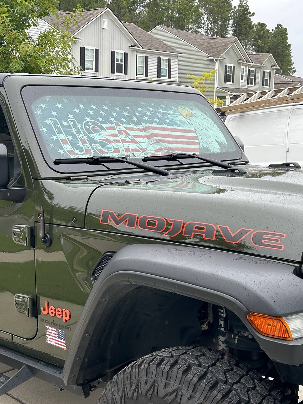 Jeep Gladiator Gladiator Friendly Windshield Shade? IMG_8017