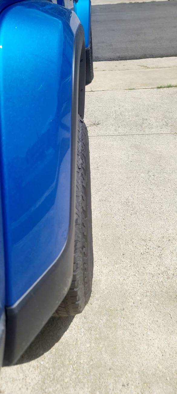 Jeep Gladiator OEM rim wheel offset? side view
