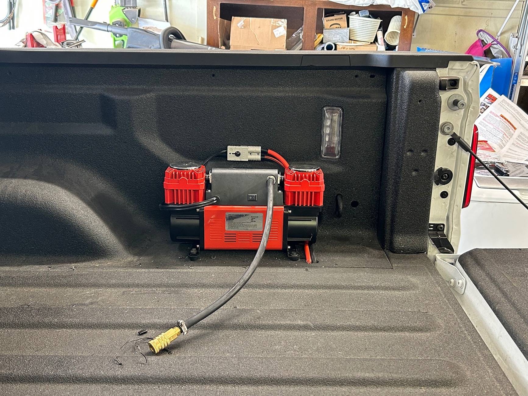 Jeep Gladiator 12 volt compressor in bed? IMG_3963