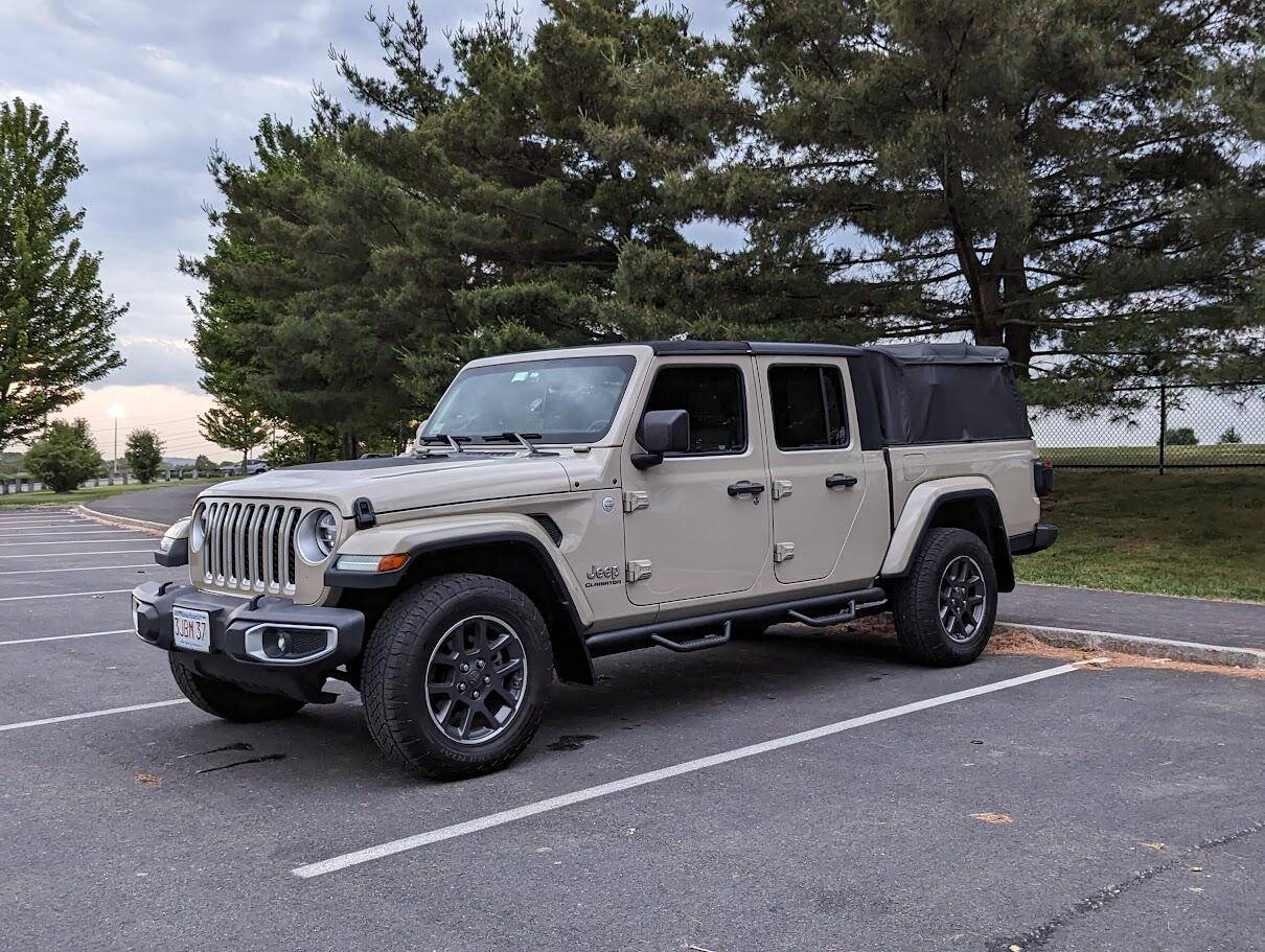 Jeep Gladiator Any 2020 Gladiator Owners Still Here? 1726770927569-yy