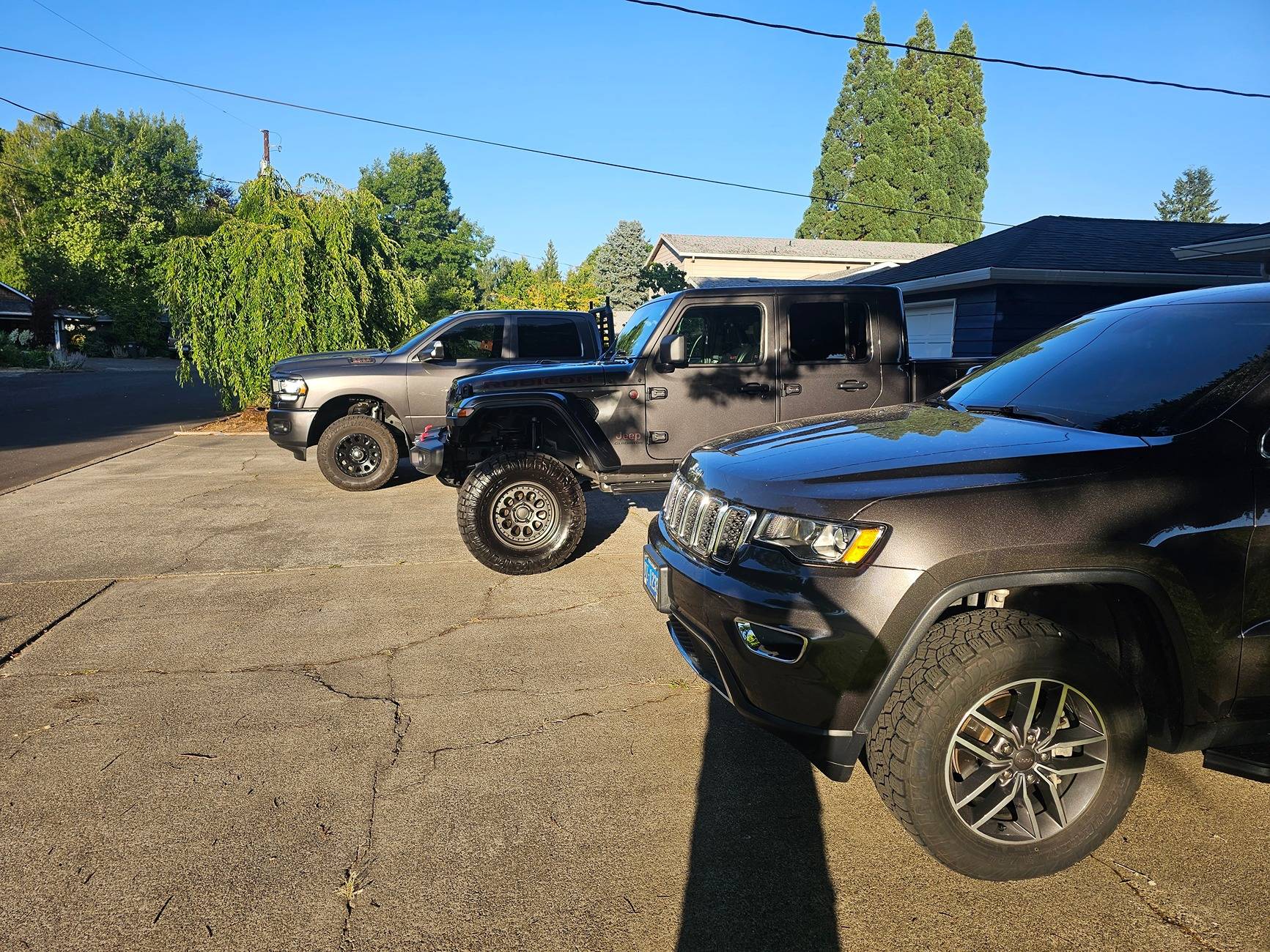 Jeep Gladiator Stellantis and Jeep facing UAW strike. 20230628_193122