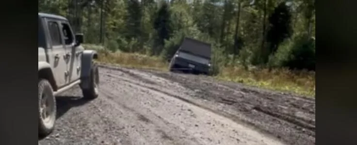 Jeep Gladiator EgulAye's mild hunting build (is it an overland build?) vid_still