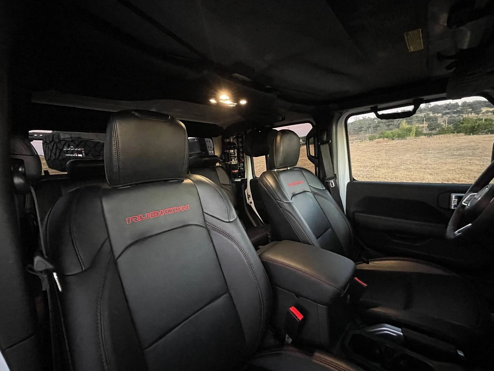 Jeep Gladiator 2022 Jeep Gladiator Rubicon Diesel, UD 60s IMG_1955
