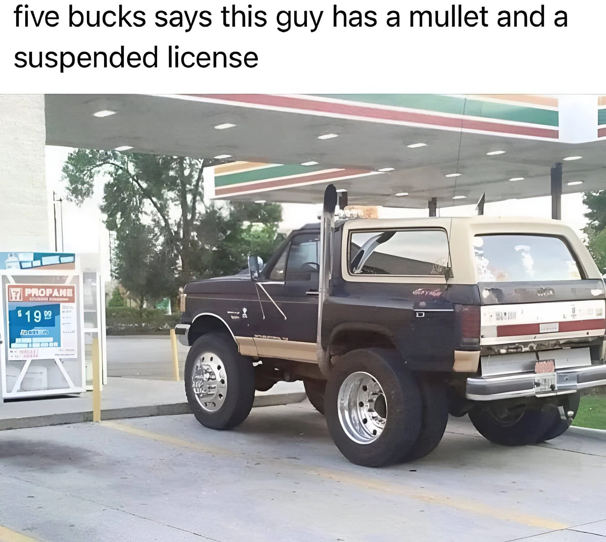 Jeep Gladiator O o5st47e8b55q