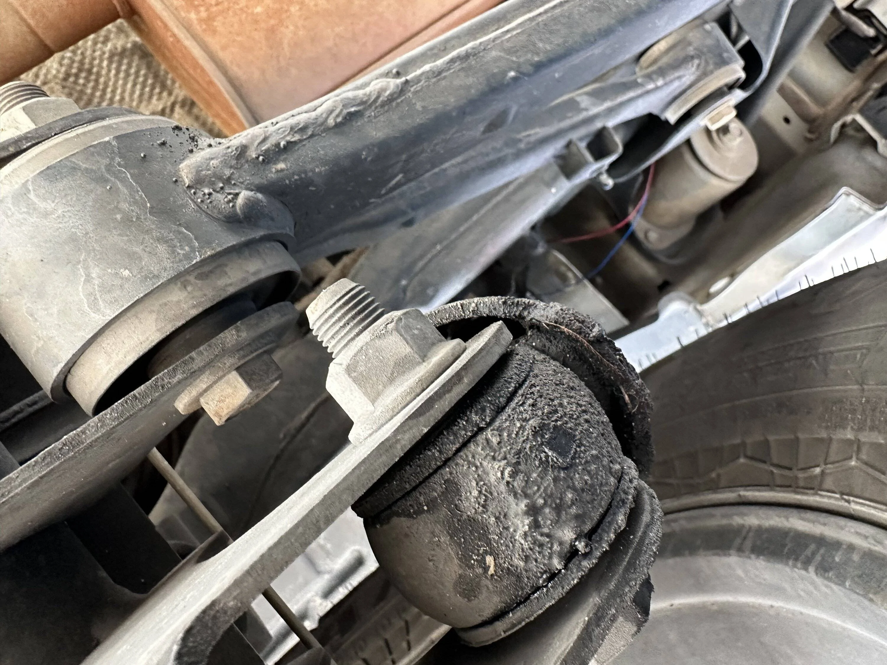 Jeep Gladiator Blown rear shock? IMG_7825